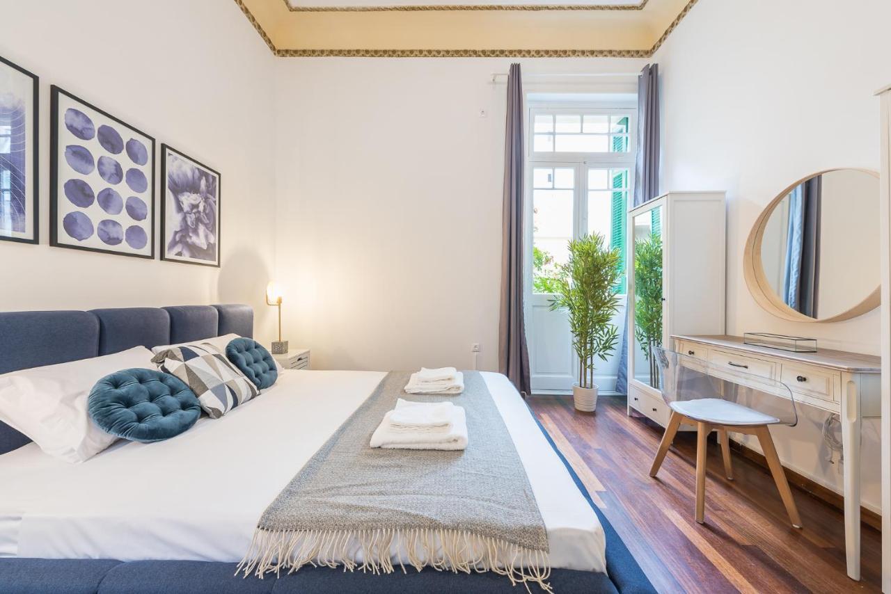 Mavrogenous - The Mansion Apartment Атина Екстериор снимка