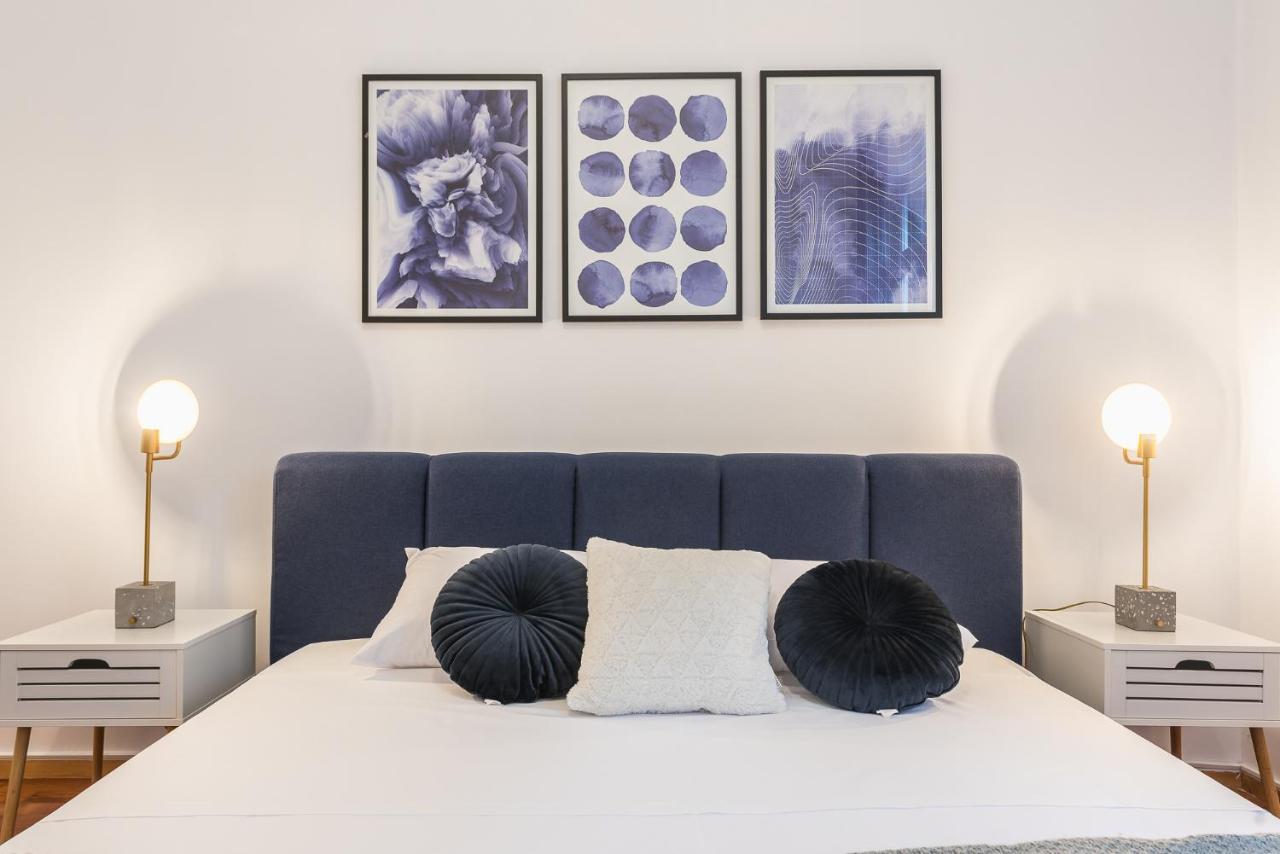 Mavrogenous - The Mansion Apartment Атина Стая снимка