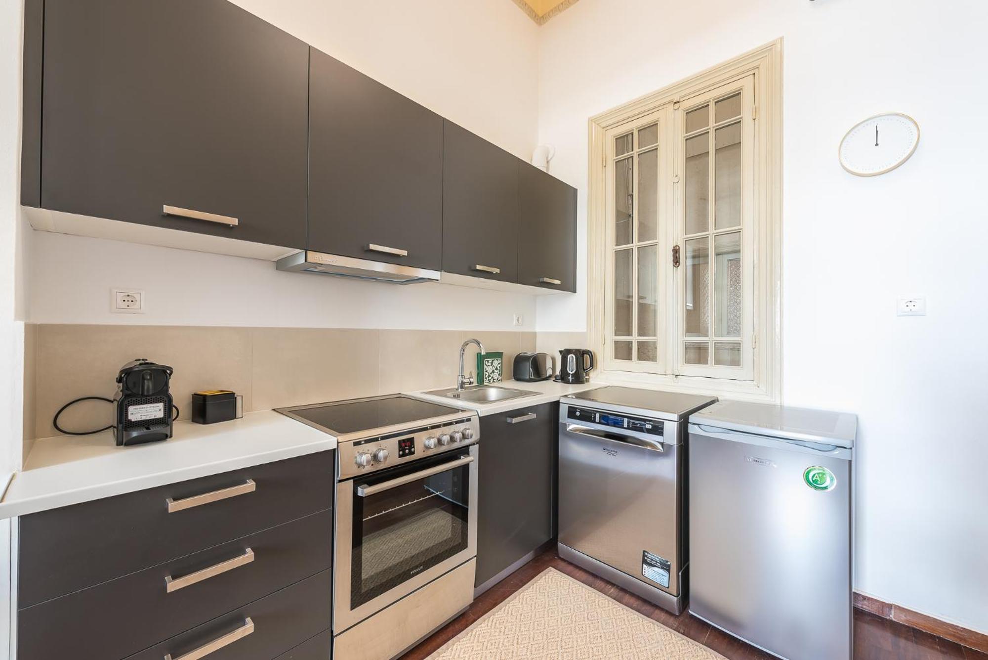 Mavrogenous - The Mansion Apartment Атина Стая снимка